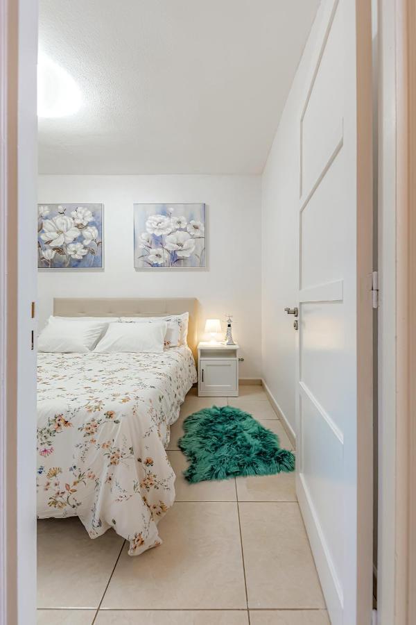 Beautiful Apartment San Forever Адехе Экстерьер фото